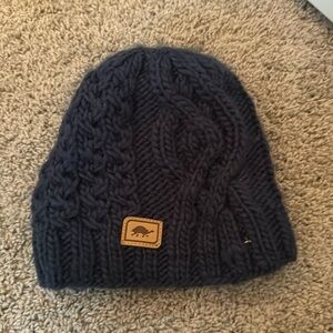 Turtle fur blue beanie